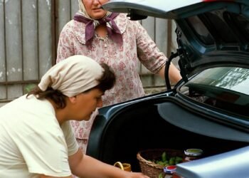 Соседка по даче села мне на шею — я поставила точку